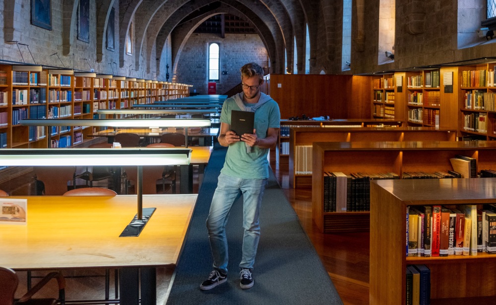 Що читати і дивитися в день народження Діккенса: кращі романи та екранізації