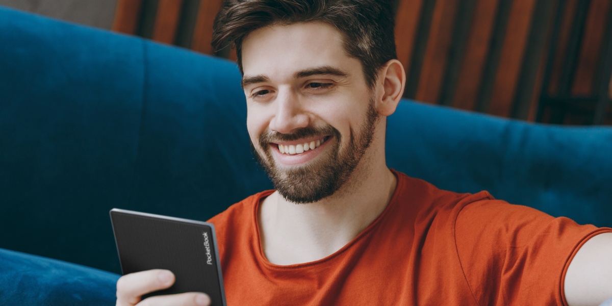 PocketBook Verse Pro Color: суперкомпактний рідер із кольоровим екраном E Ink Kaleido™ 3